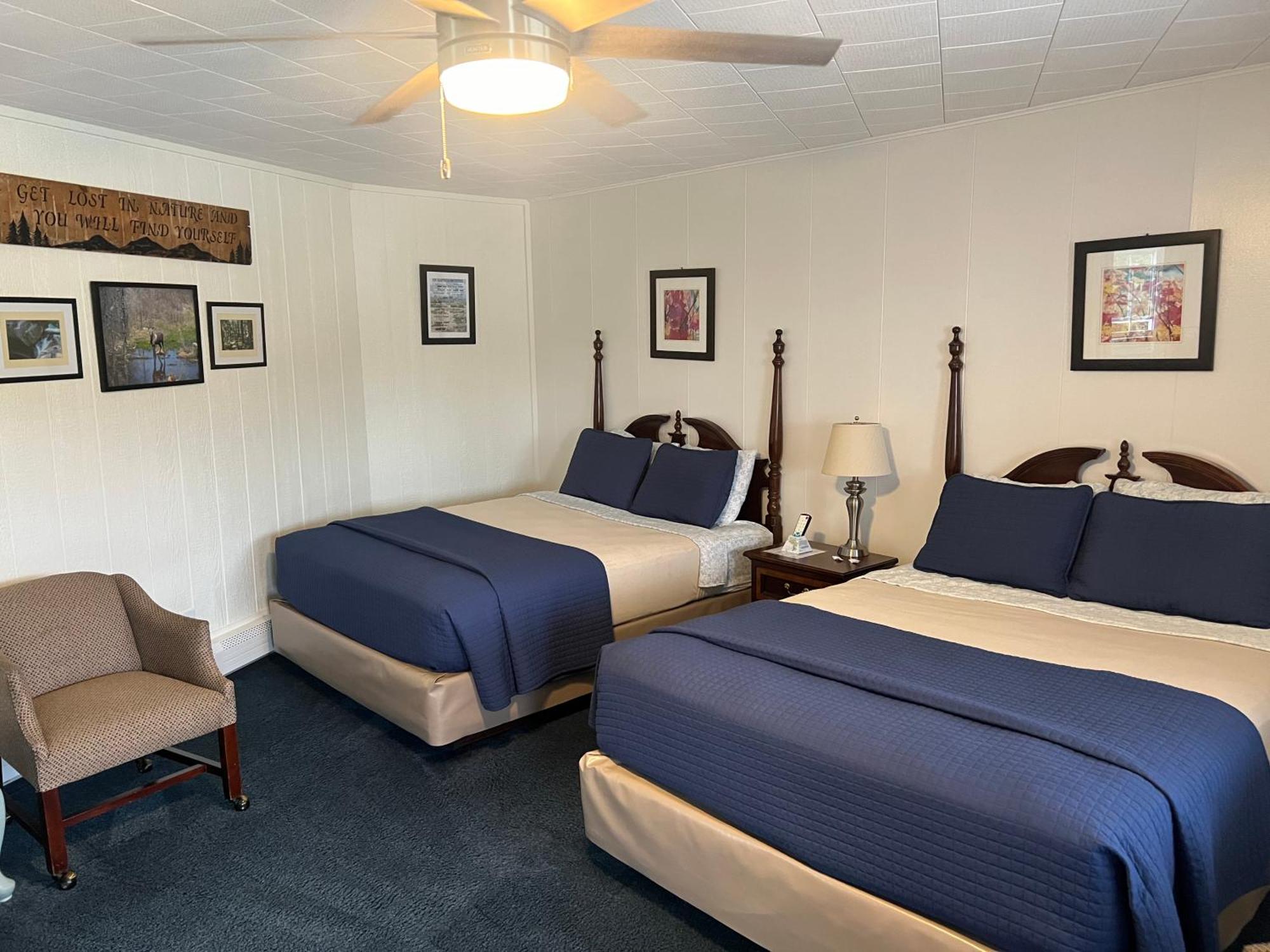 Motel Profile Deluxe Twin Mountain